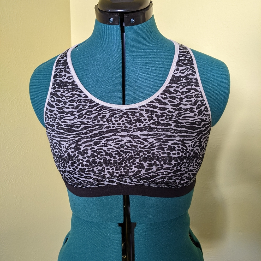 Nike Pro Leopard Print Sports Bra with Mesh Back